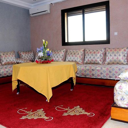 Hotel Al Madina Safi Pokoj fotografie