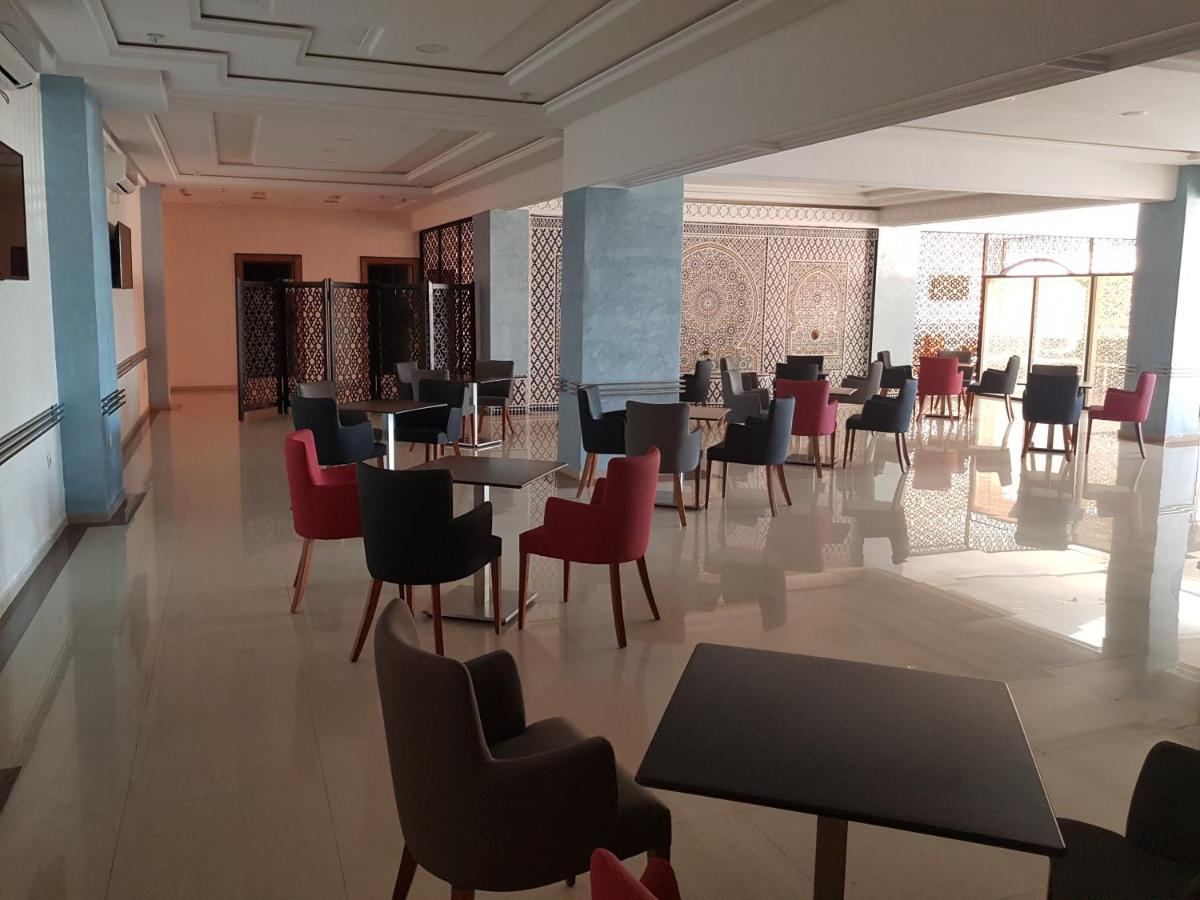 Hotel Al Madina Safi Exteriér fotografie