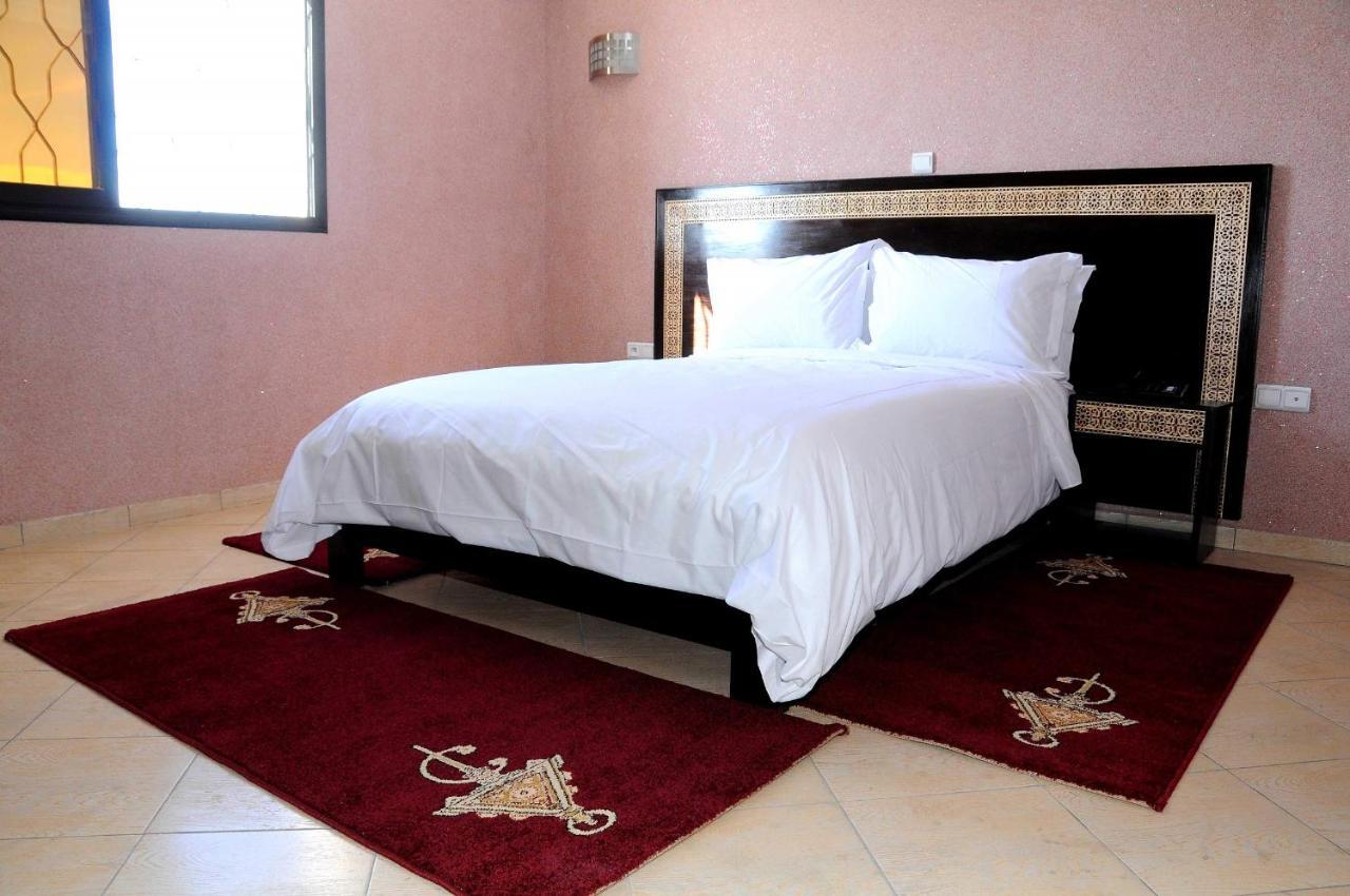 Hotel Al Madina Safi Pokoj fotografie